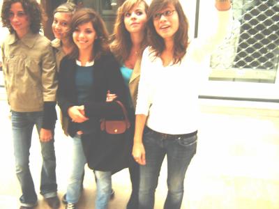 ELLES*